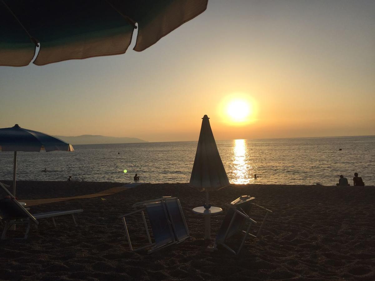 Le Casette Di Ponente Milazzo Luaran gambar